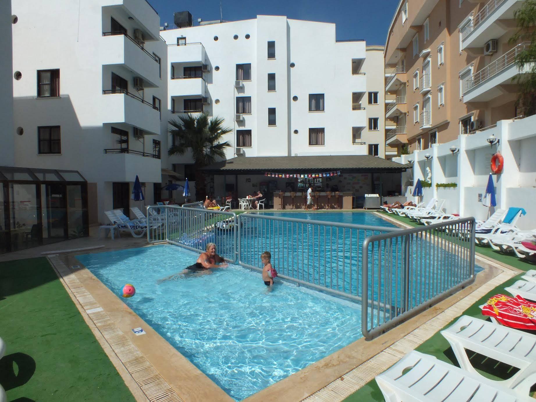 Tuntas Suites Altinkum Didim Exterior photo